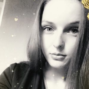 Meet your Posher, Amanda lee